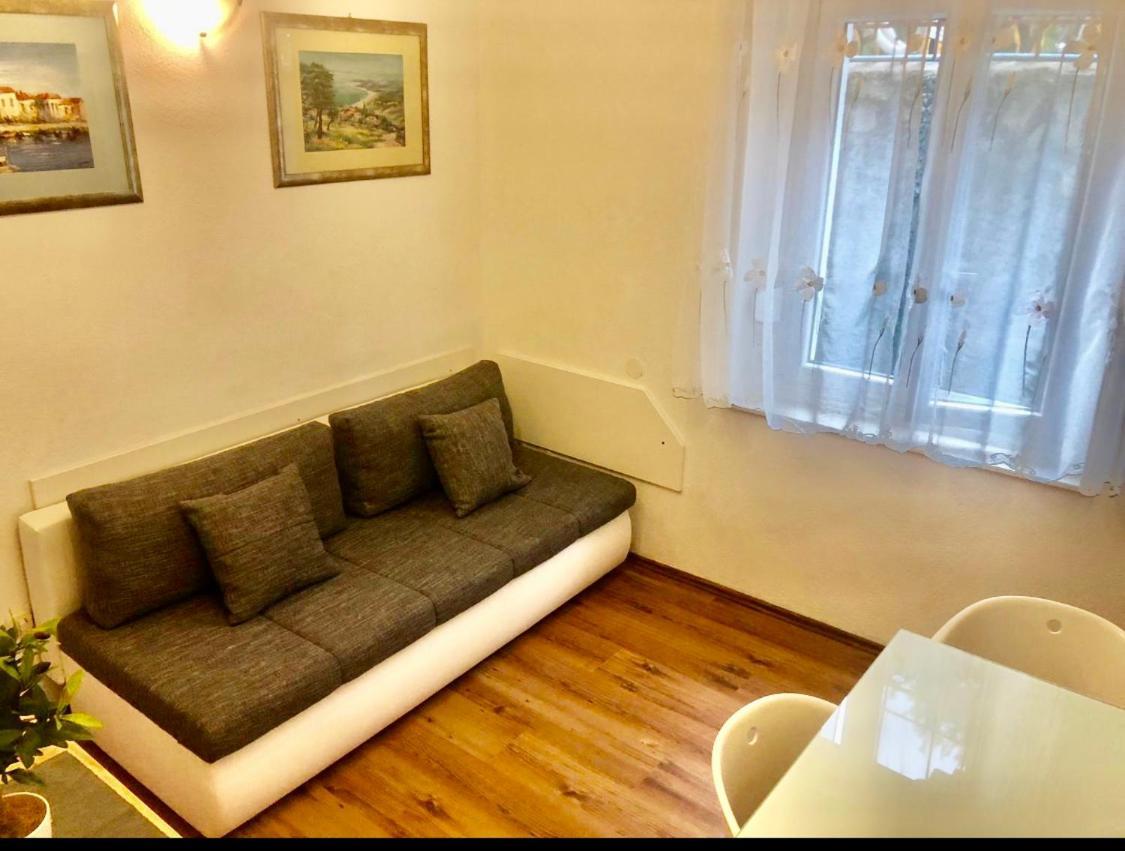 Apartment Lovrekovic Split Bagian luar foto