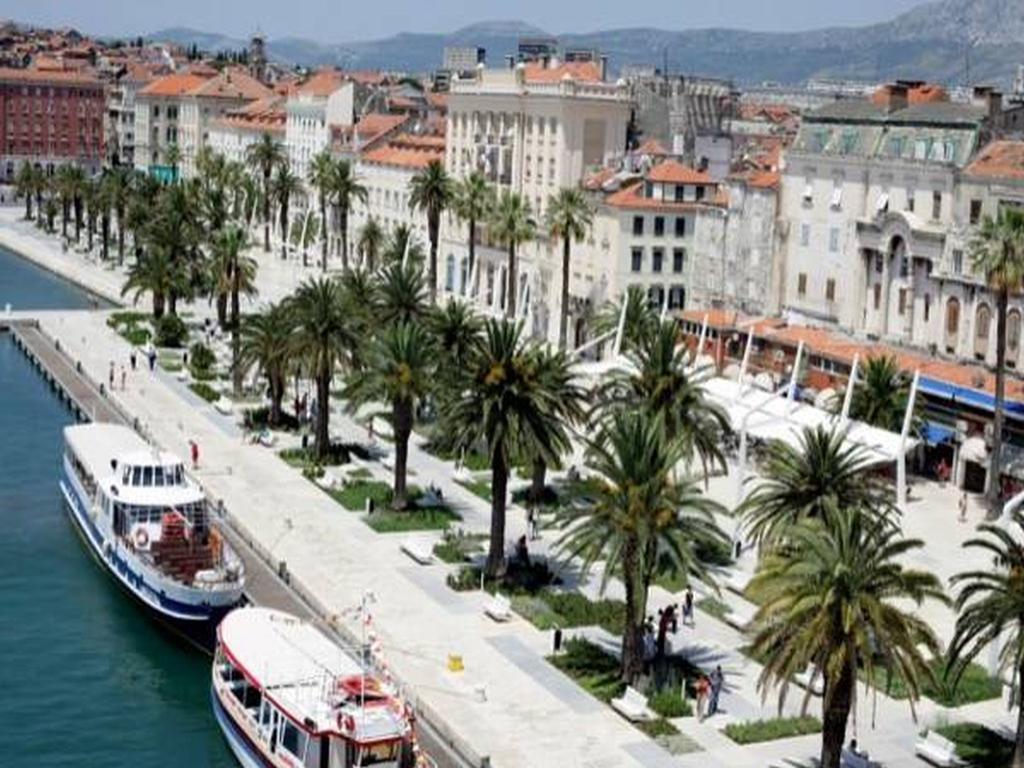 Apartment Lovrekovic Split Bagian luar foto